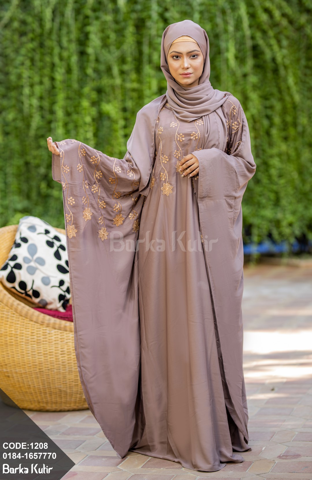 Simple Embroidery abaya